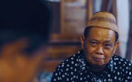 KH Muhammad Imam Aziz ; Kiai Wong Cilik, Guru Perlawanan